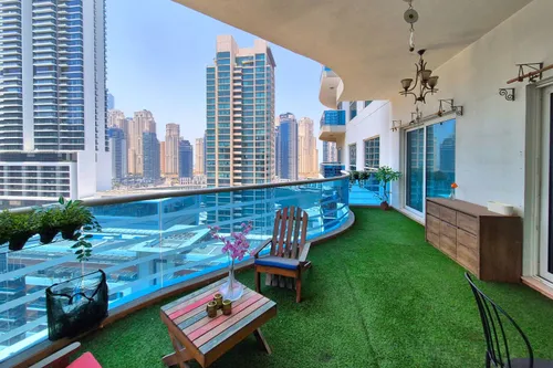2 Bedrooms Apartment in Cascades Tower 3