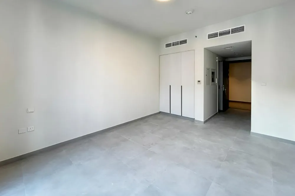 Apartment in The Riff 5