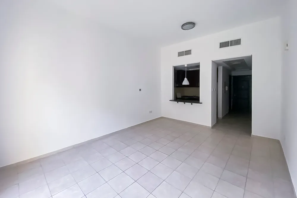 Apartment in Building 38 to Building 107