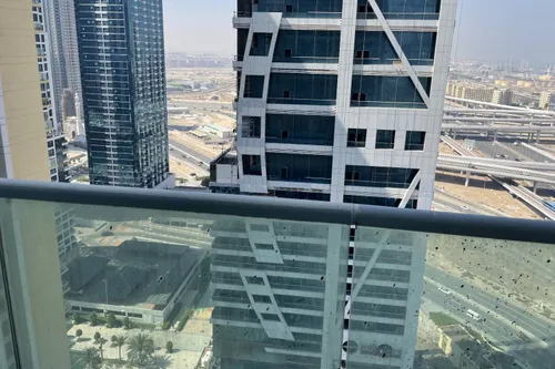 1 Bedroom Apartment in Wind Tower 1 3