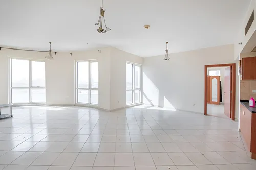 2 Bedrooms Apartment in The Crescent B 3