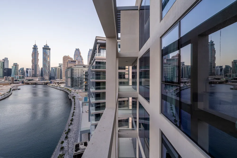 3 Bedrooms Apartment in Canal Front Residence 6