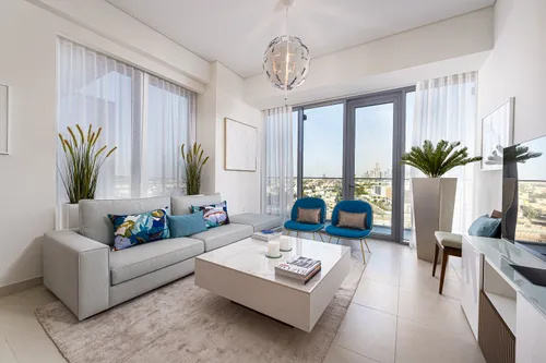 2 Bedrooms Apartment in Canal Front Residence 5 2