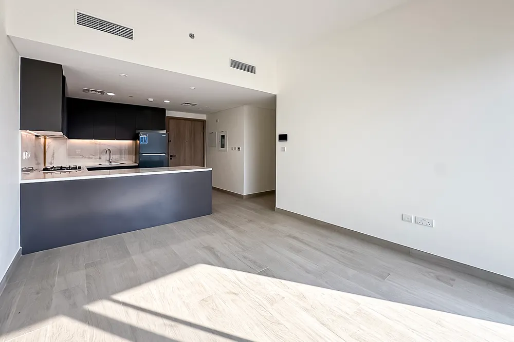 2 Bedrooms Apartment in Azizi Pearl