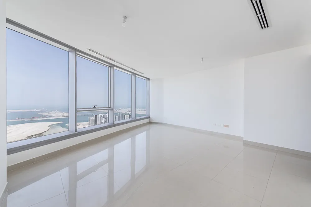 2 Bedrooms Apartment in Sky Tower