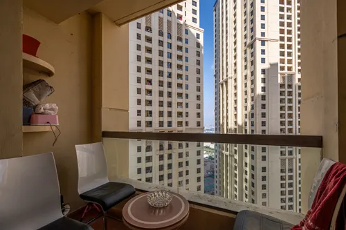 3 Bedrooms Apartment in Sadaf 2 2