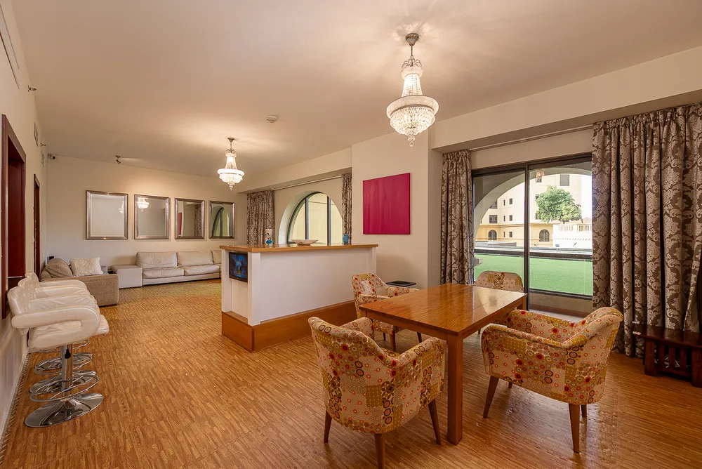 4 Bedrooms Apartment in Rimal 1