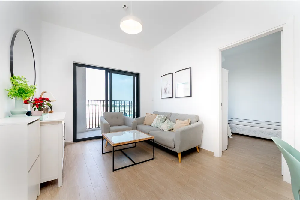 2 Bedrooms Apartment in The Nook 1