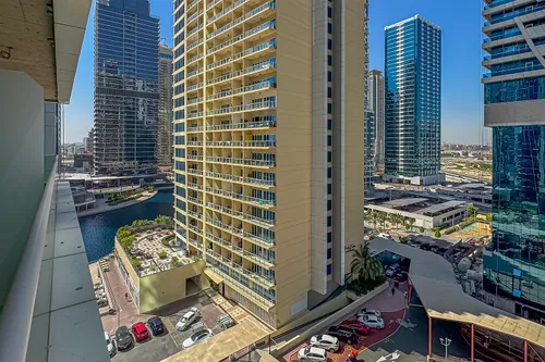 Apartment in Wind Tower 1 2