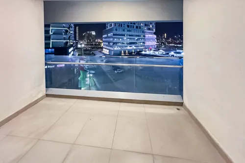 Apartment in Azizi Aliyah 3