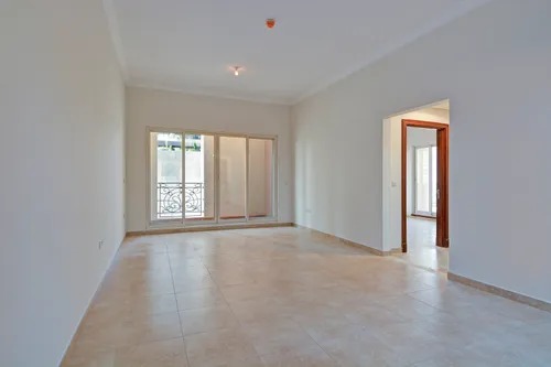 1 Bedroom Apartment in Venetian 2