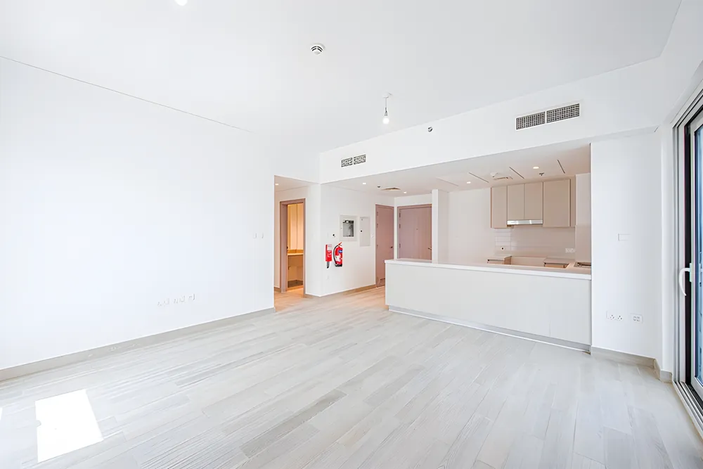 2 Bedrooms Apartment in Waters Edge