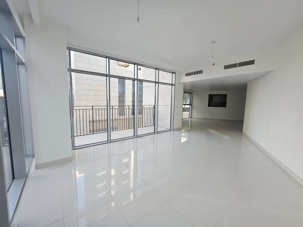 2 Bedrooms Apartment in BLVD Crescent Podium