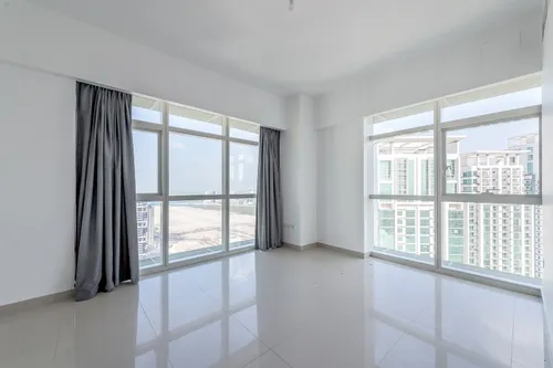 3 Bedrooms Apartment in Tala Tower 3