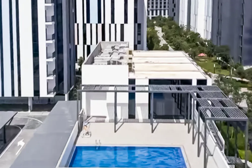 2 Bedrooms Apartment in Solo 5