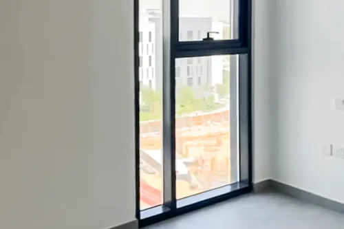 2 Bedrooms Apartment in Solo 5 2