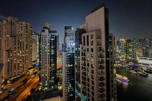 2 Bedrooms Apartment in Shemara Tower 2