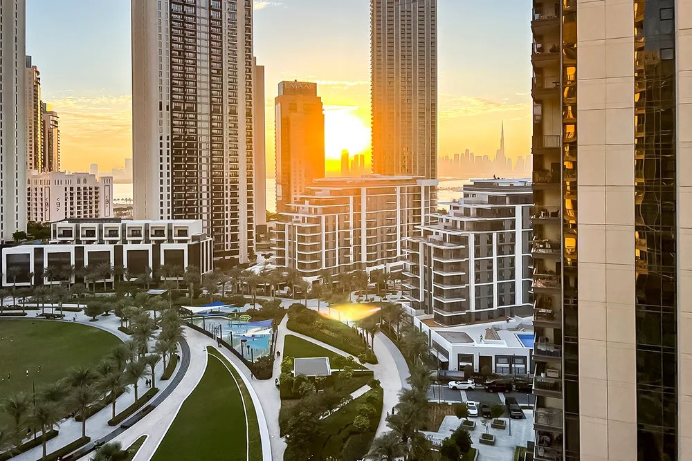 2 Bedrooms Apartment in Creek Rise Tower 1