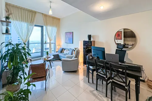 1 Bedroom Apartment in Central Tower 3