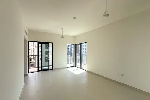 3 Bedrooms Apartment in Maryam Beach Residence 2