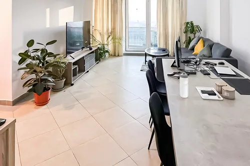 2 Bedrooms Apartment in Madison Residency 2