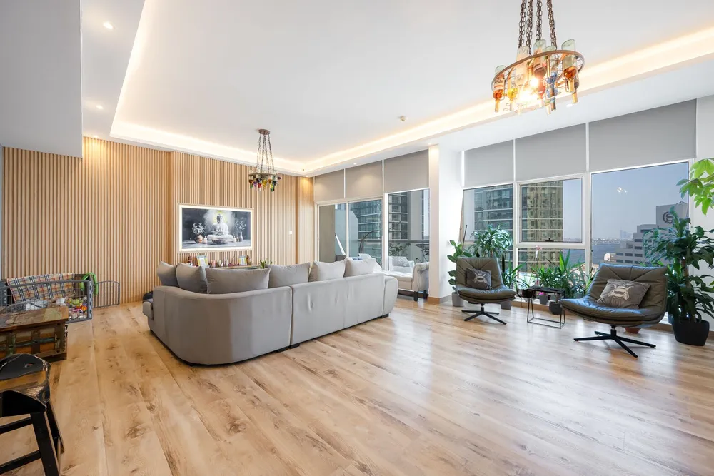 3 Bedrooms Apartment in Dorra Bay