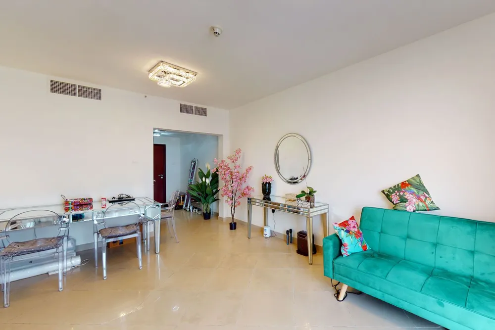 1 Bedroom Apartment in Icon Tower 1