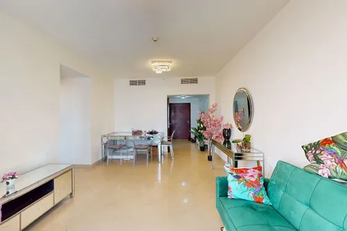 1 Bedroom Apartment in Icon Tower 1 3
