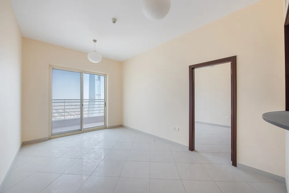1 Bedroom Apartment in Icon Tower 1