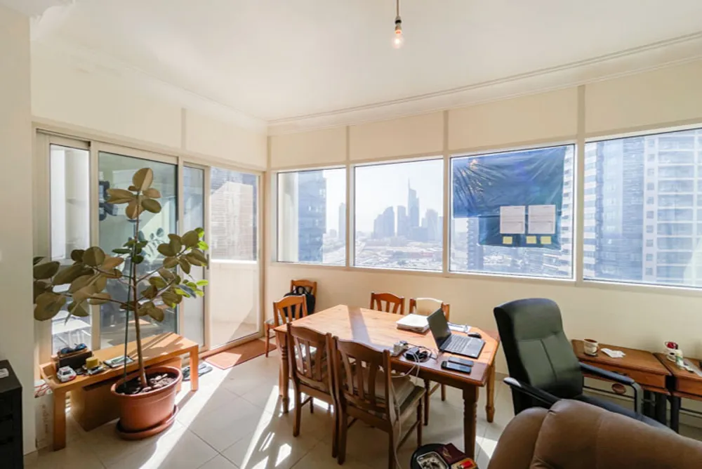 1 Bedroom Apartment in Lake Shore Tower