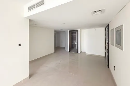 1 Bedroom Apartment in Wind Tower 1 2