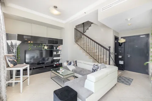 2 Bedrooms Apartment in Dorra Bay 3