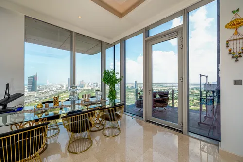3 Bedrooms Apartment in The Residences JLT 2