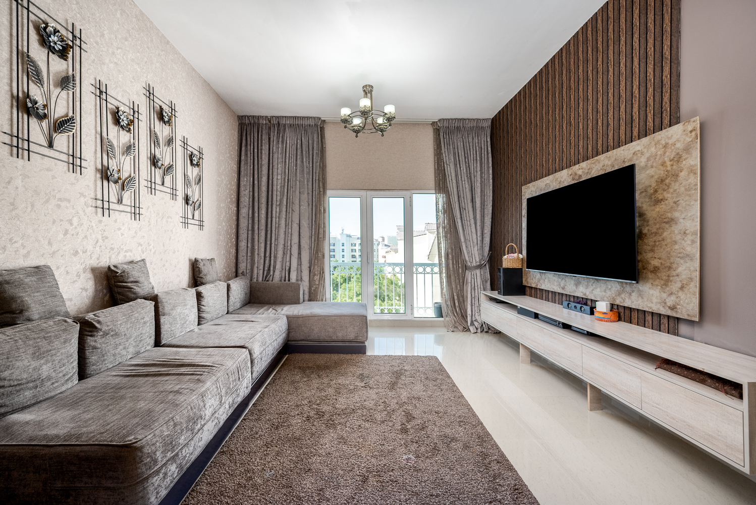 1 Bedroom Apartment in Building 38 to Building 107