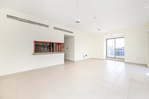 2 Bedrooms Apartment in South Ridge 1 3