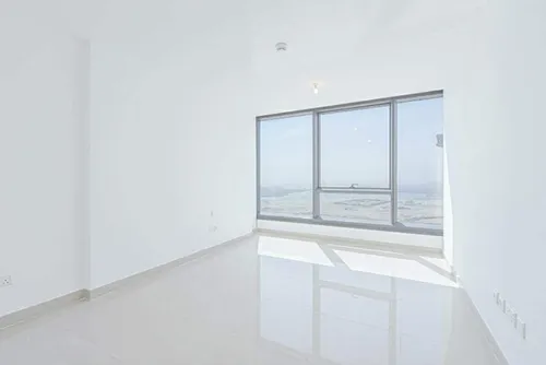 4 Bedrooms Apartment in Sky Tower 2