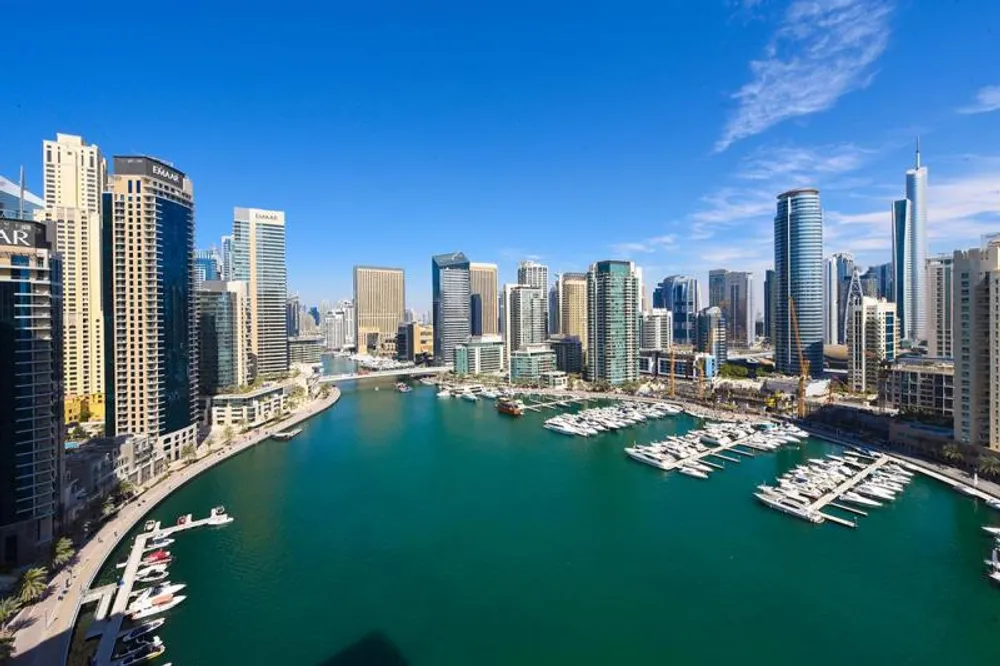 3 Bedrooms Apartment in The Point