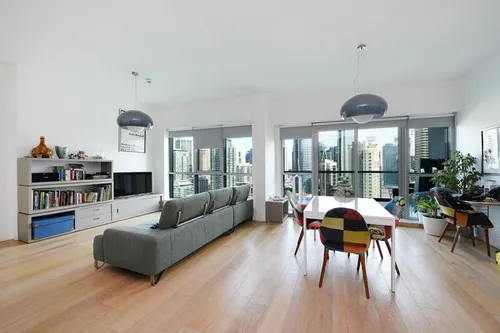 3 Bedrooms Apartment in The Point 3