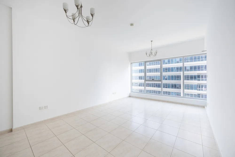 2 Bedrooms Apartment in Skycourts Tower C
