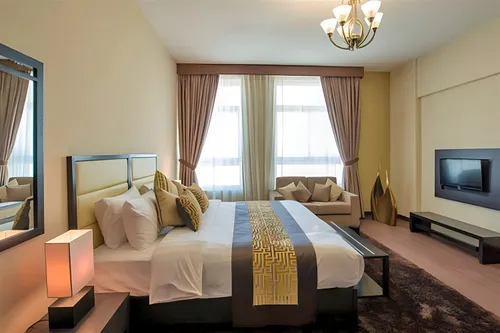 Apartment in Platinum One 3