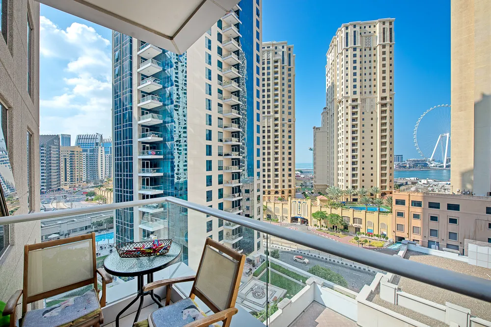 1 Bedroom Apartment in Aurora Tower