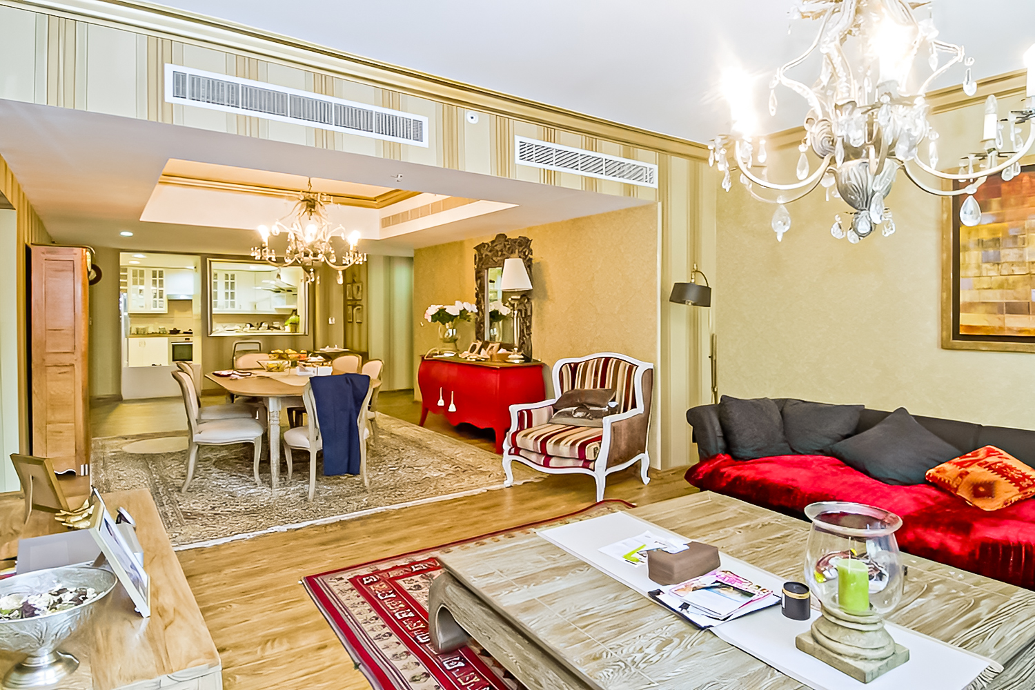 4 Bedrooms Apartment in Al Mesk Tower
