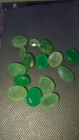 احجار كريمة طبيعية،مجوهرات طبيعية خواتم  عقد..pierres précieuses  7