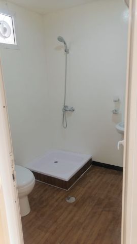 بيع وشراء جميع انواع الكرفانات والكونتنرات  055120511 7