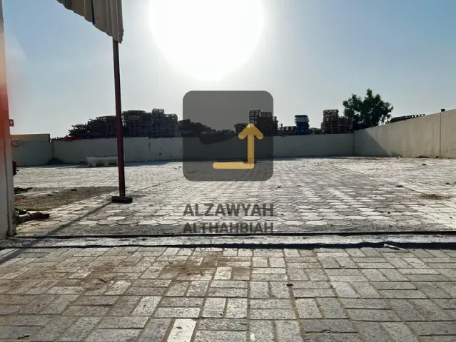 ???? للإيجار – أرض صناعية مجهزة بالكامل في الصجعة الصناعية – الشارق