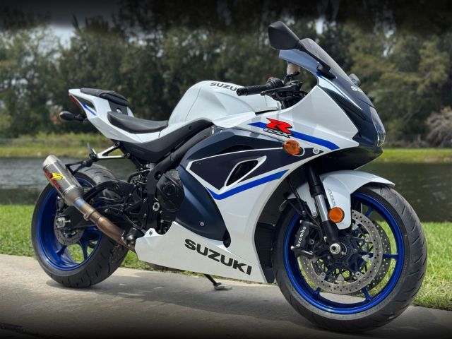 2023 Suzuki GSX-R1000