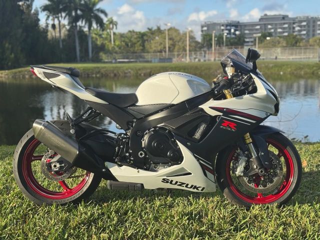 2024 Suzuki GSX-R750Z 3
