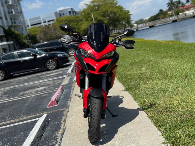\\2015 Ducati Multistrada 1200 3
