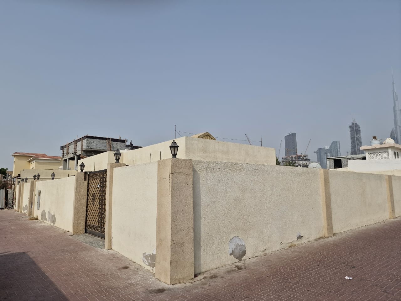 فرصة نادرة لا تُفوّت في قلب دبي| فيلا عربية في شعبية الوصل 2
