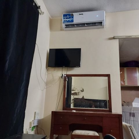 استديو مفروش للايجار بالبوطينة 3